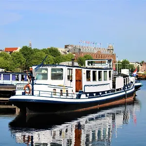 ** Hotel na wodzie Passengership Avanti Holandia